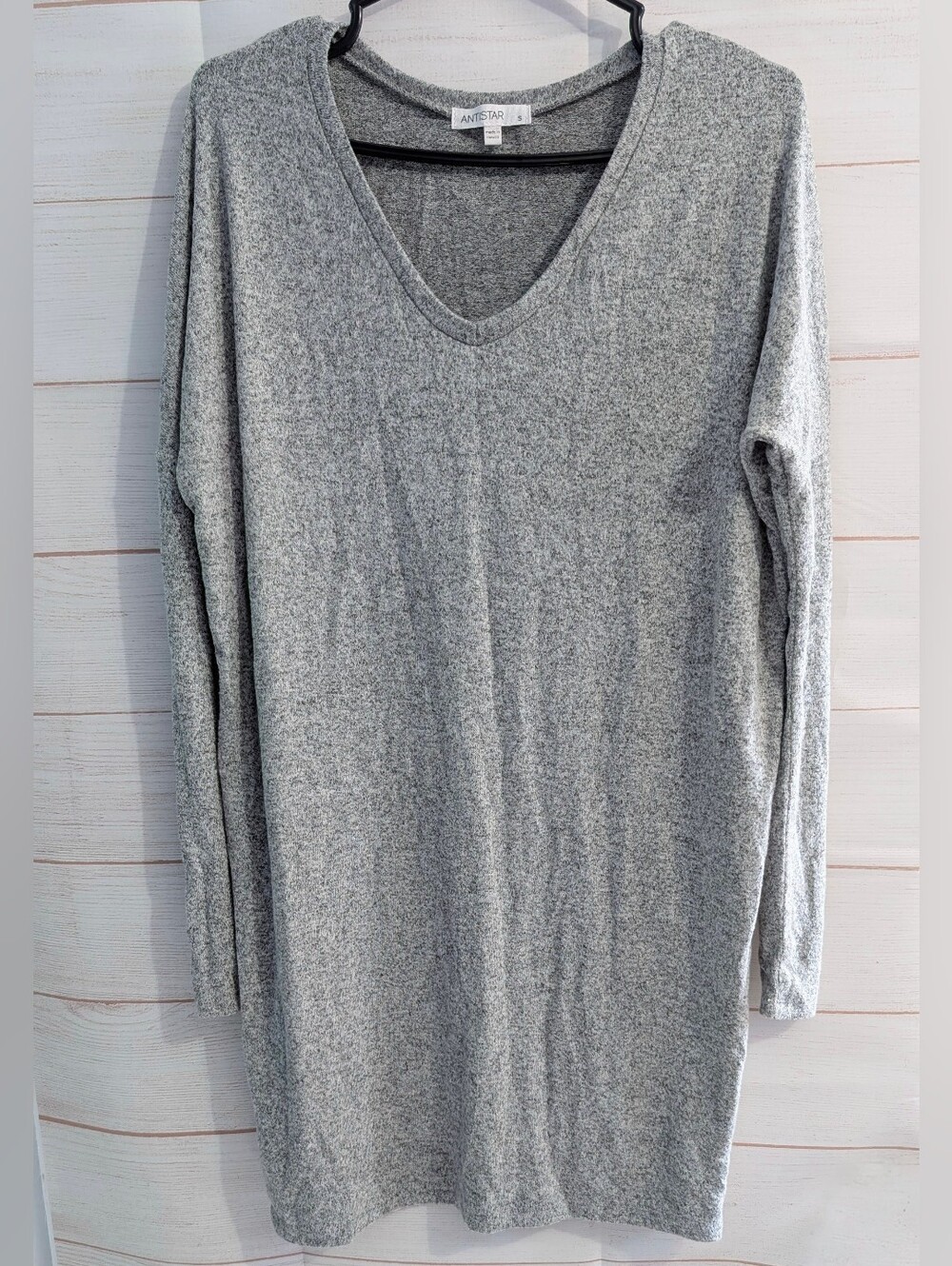 Antistar Gray 🩶 Knit V-Neck Long Sleeve Tunic Top / Mini Dress Size Small